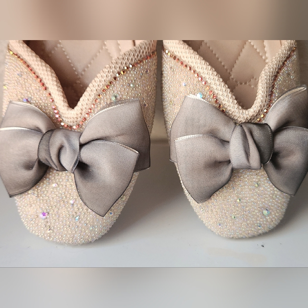 Women’s Cream Crystal Bow Ballet Flats